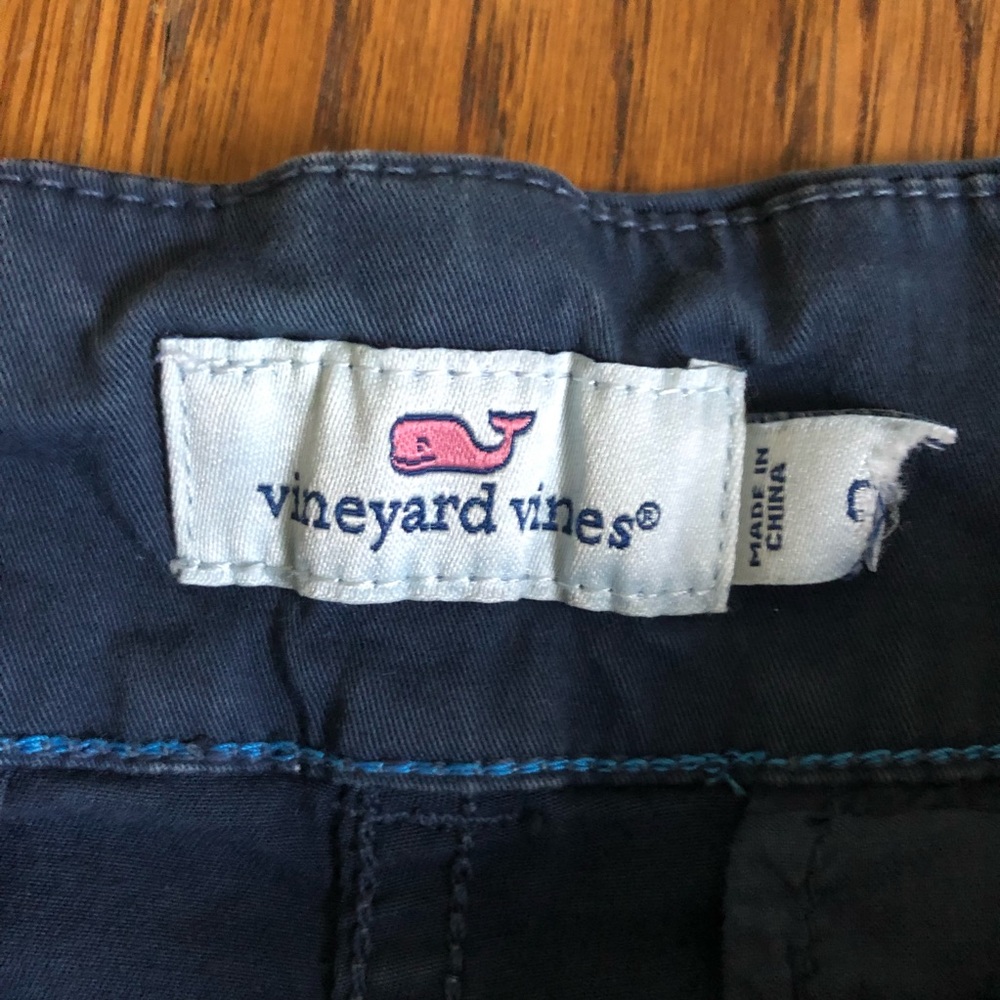 SOLD 🔴 Vineyard Vines | Everyday Navy Shorts - Picture 7 of 8